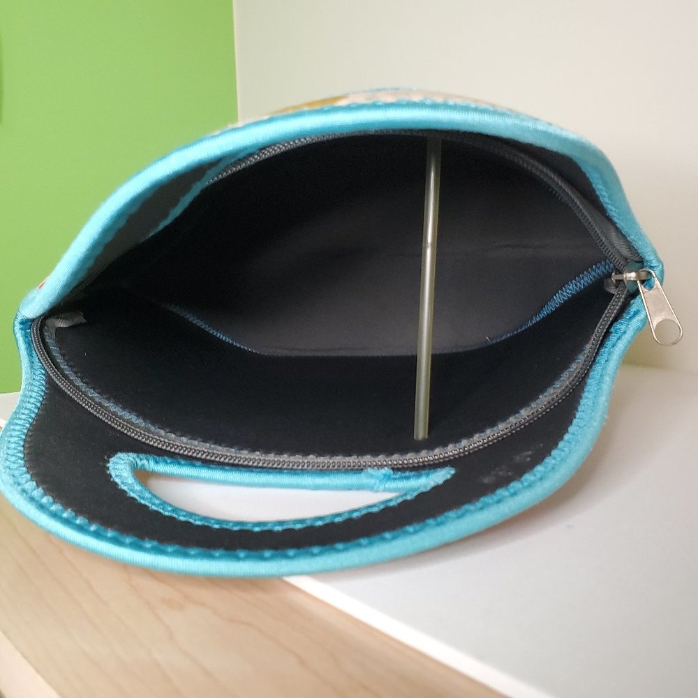 SIMONS Cat Lunch Tote - Picture 5 of 7